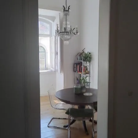 Luminous, Charming And Spacious In Lisbon's Most Coveted Area Lejlighed Lisboa